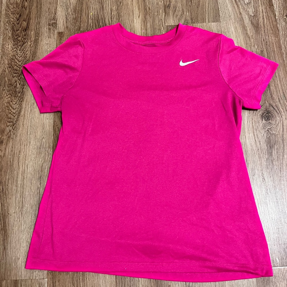 hot pink Nike dri fit workout tee! size L